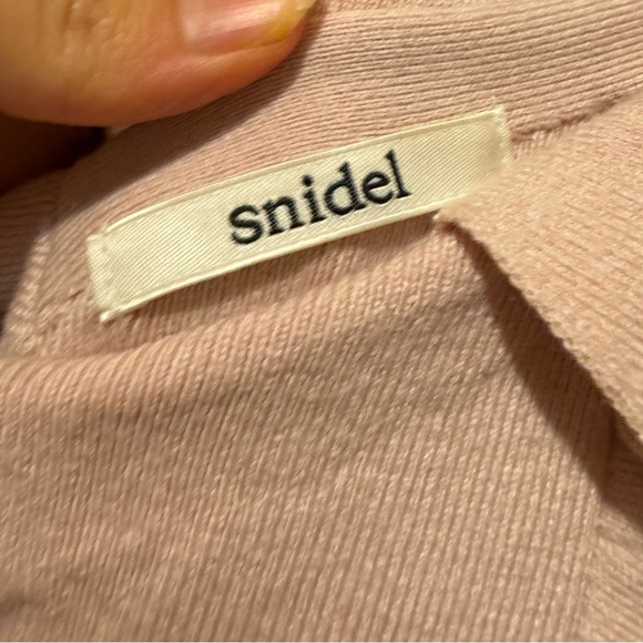 SNIDEL PINK KNIT DRESS WITH FRILL DETAILS - Picture 4 of 5